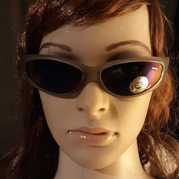 Unisex Sunglasses Gray Plastic Frame Sunglasses - Picture 2 of 6